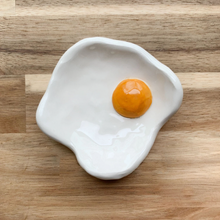 Load image into Gallery viewer, Eggie Trinket Dish