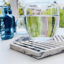 Load image into Gallery viewer, Marble Hexagon Decorative Plate