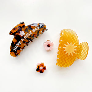 Starburst Checkered Hair Claw Clip